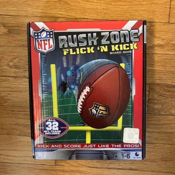 NFL Rush Zone Flick 'n Kick Board Game - Picture 1 of 5